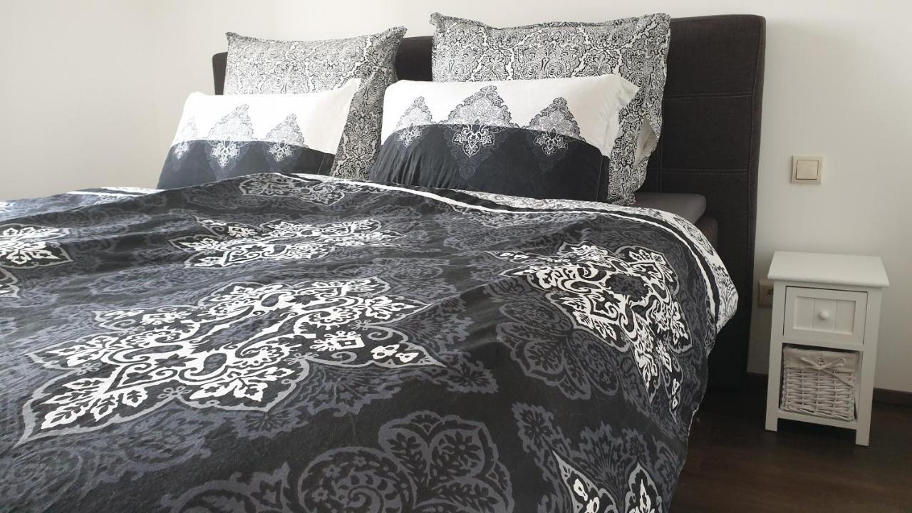 Seensucht & Urlaubstraeume, Ferienwohnung "Seerose" Grossraeschen Exterior photo