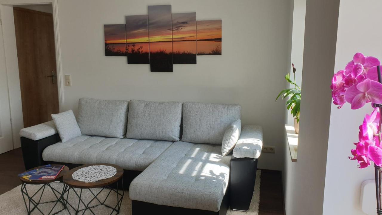 Seensucht & Urlaubstraeume, Ferienwohnung "Seerose" Grossraeschen Exterior photo